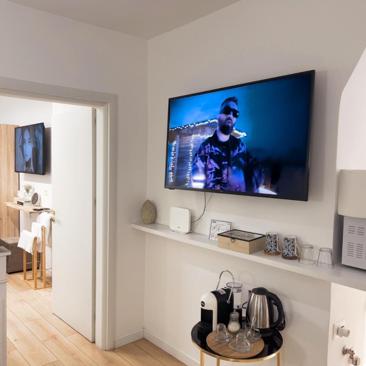 Bllok Scandi 2 Self -check-in Apartment Tirana